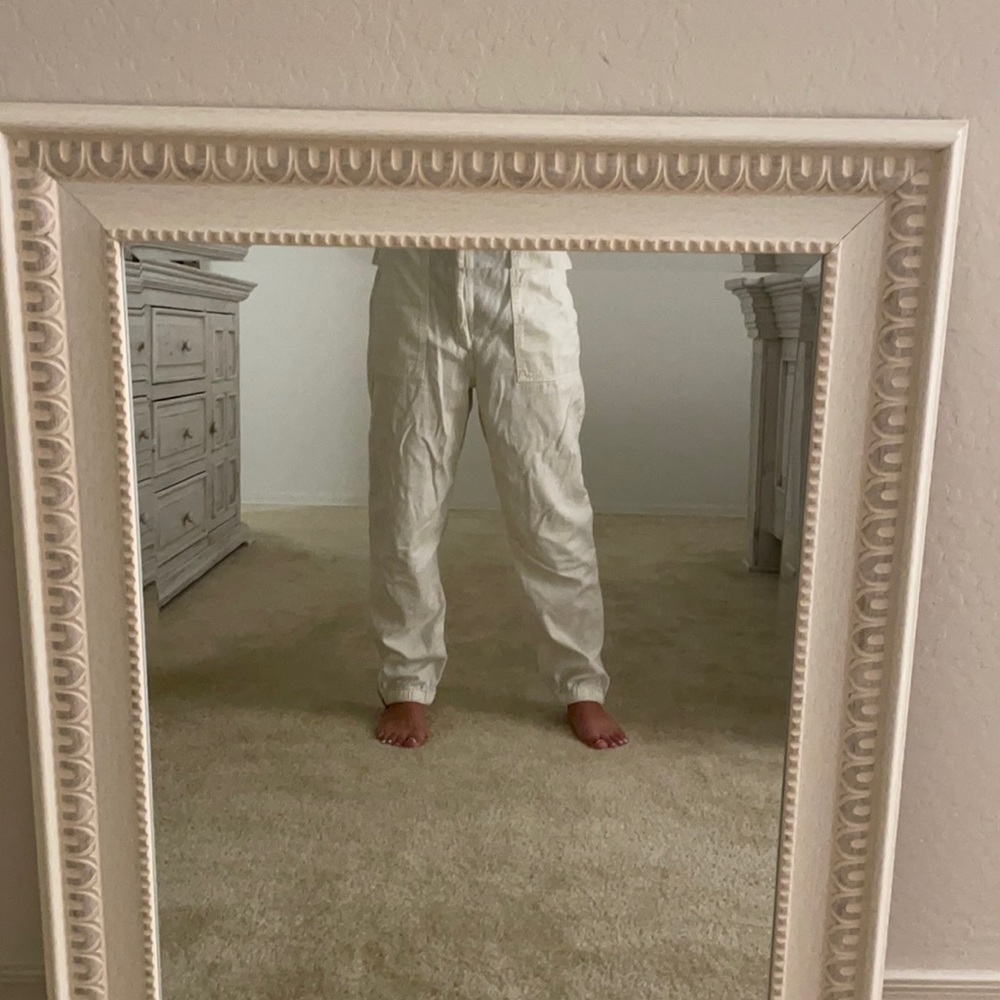Joe’s Jeans • White • Denim Joggers w/zippers at the ankles